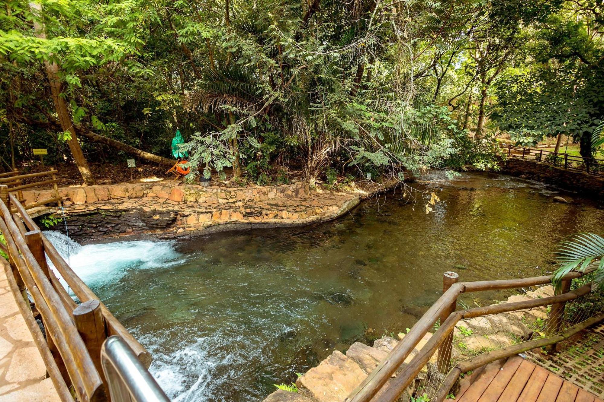 Thermas Paradise - Rio Quente- Duplex 3 Quartos Com Hidromassagem Zewnętrze zdjęcie