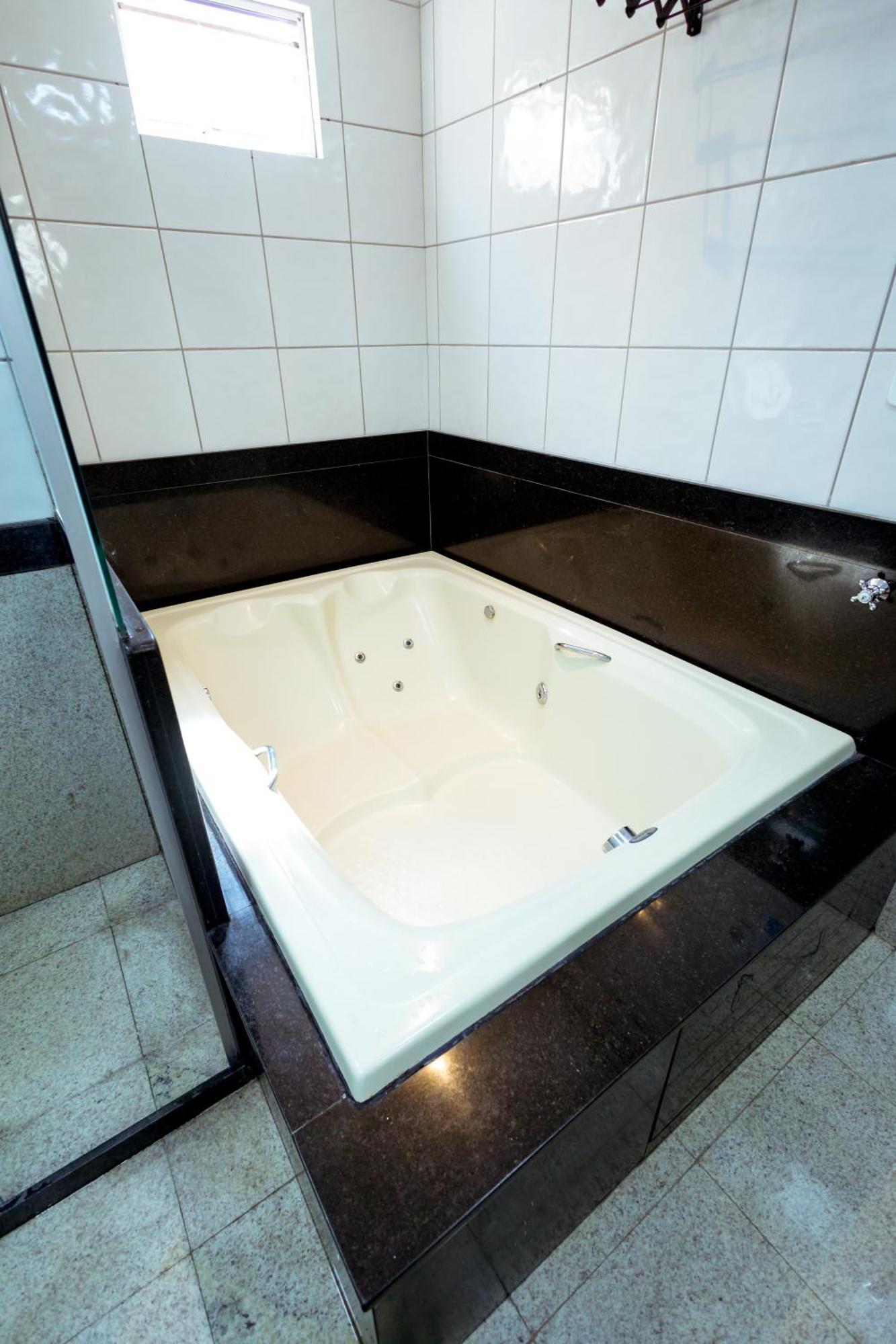 Thermas Paradise - Rio Quente- Duplex 3 Quartos Com Hidromassagem Zewnętrze zdjęcie